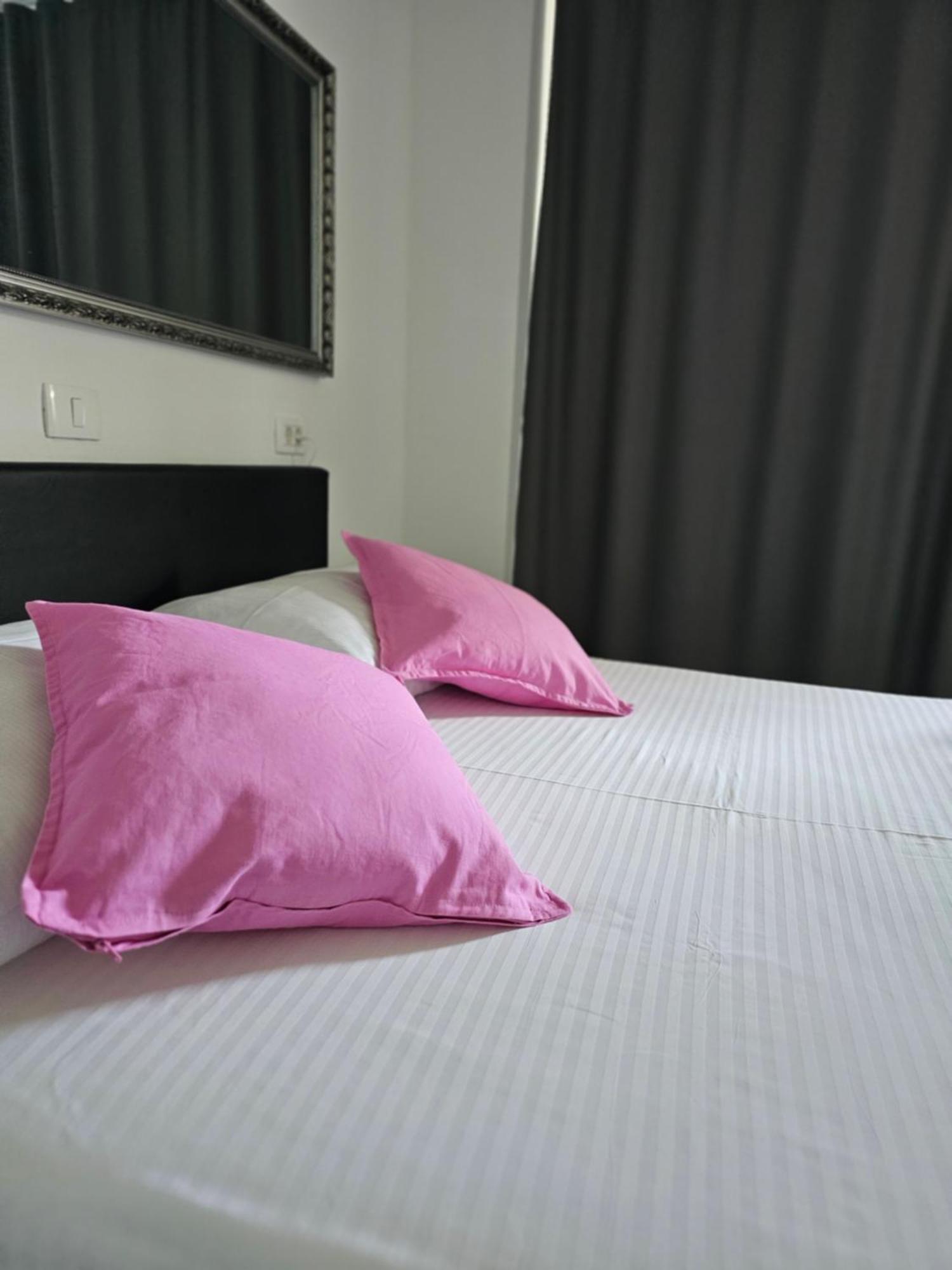 Hotel Prunk 세자나 외부 사진