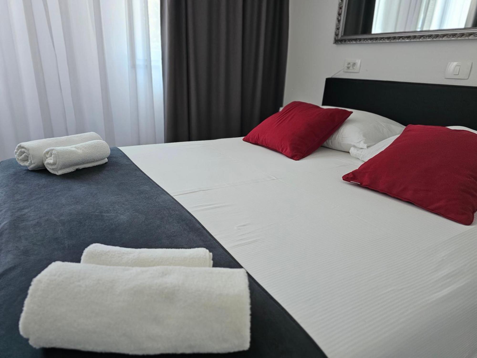 Hotel Prunk 세자나 외부 사진
