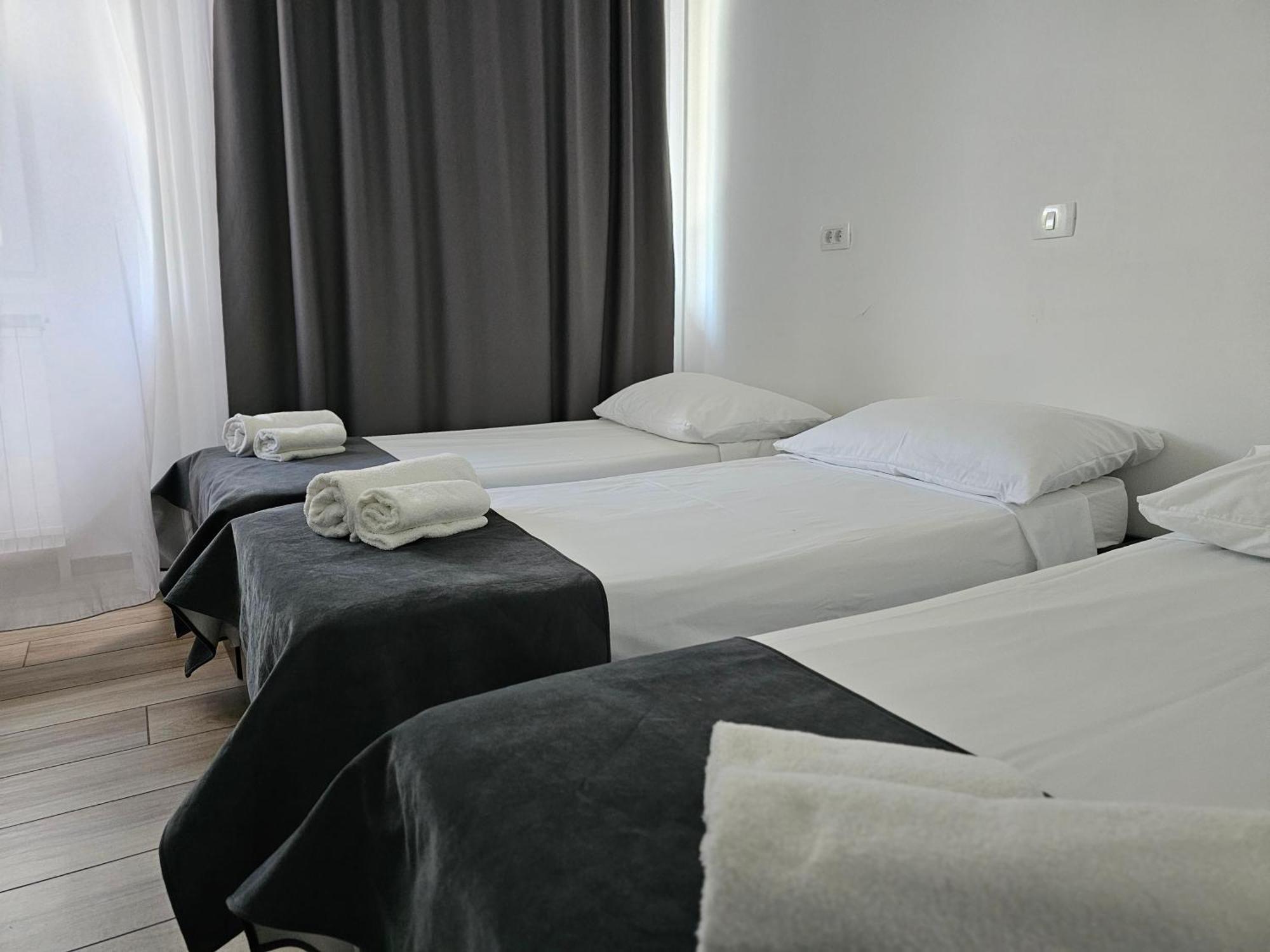 Hotel Prunk 세자나 외부 사진